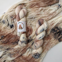 Lade das Bild in den Galerie-Viewer, Wunschfärbung