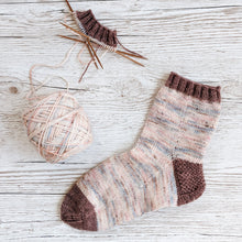 Lade das Bild in den Galerie-Viewer, Chestnut, Mini