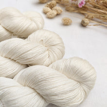 Lade das Bild in den Galerie-Viewer, Wunschfärbung
